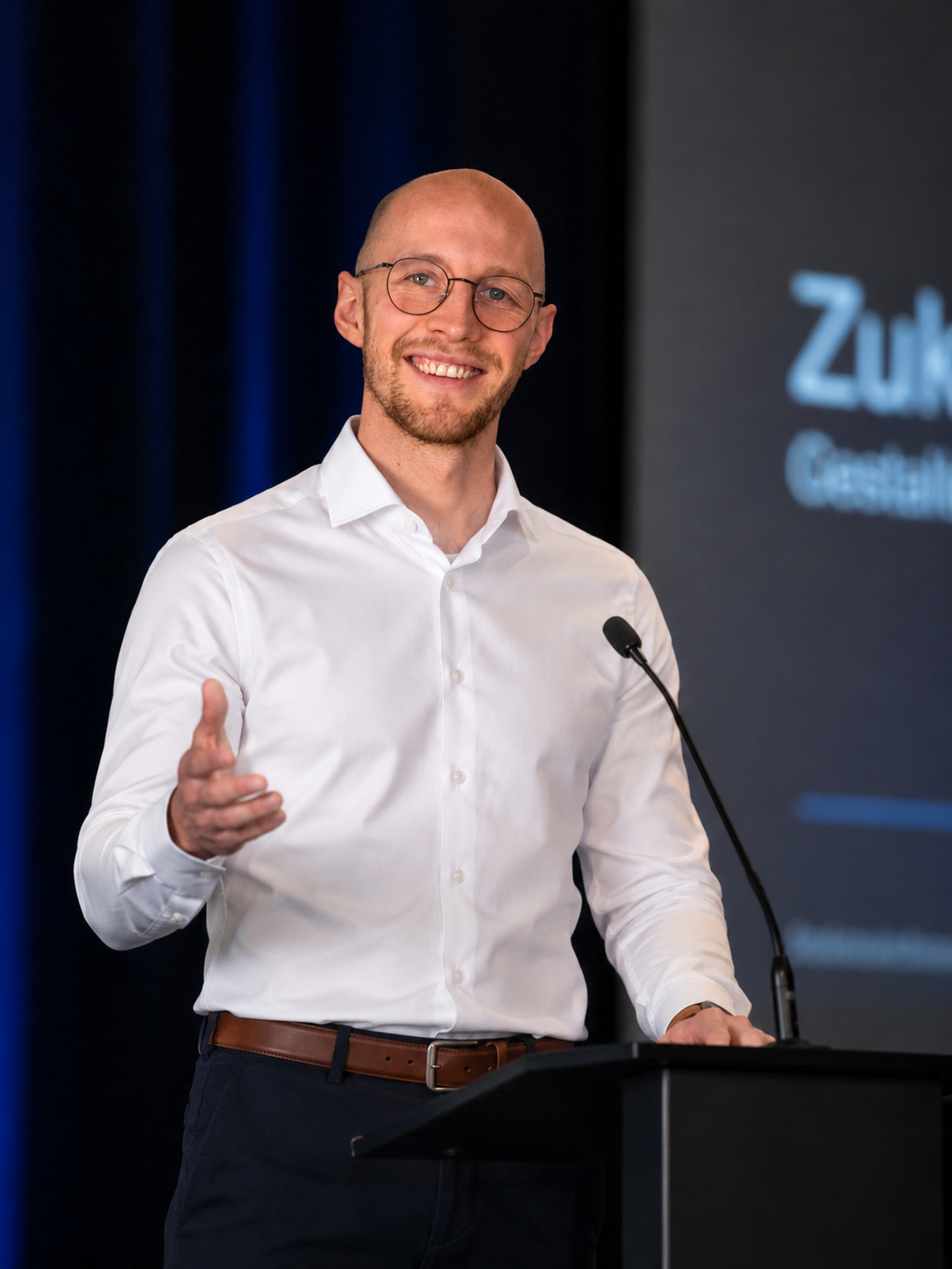 Sven Sickmann, Geschäftsführer KUWEZU Werbeagentur Warendorf, als Speaker beim Digitalisierungsforum Münsterland 2024